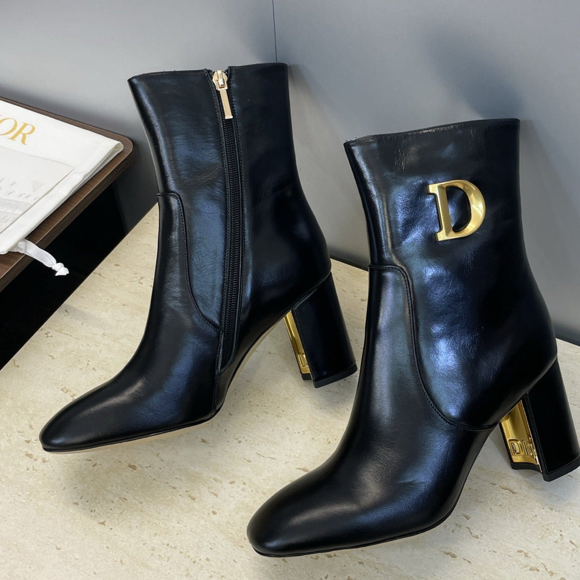 Dior 2025 Boot Black Gold Cowhide 508545