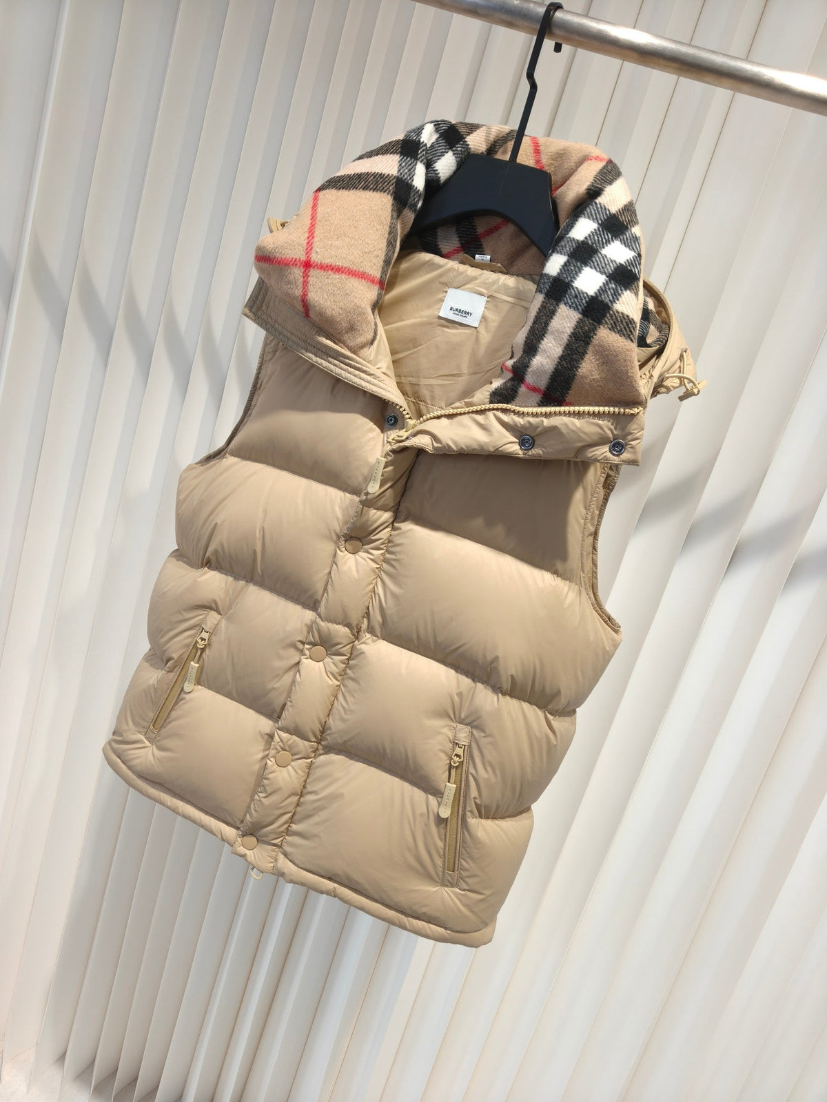 Bur 25 Down Jackets Beige Polyester 292542
