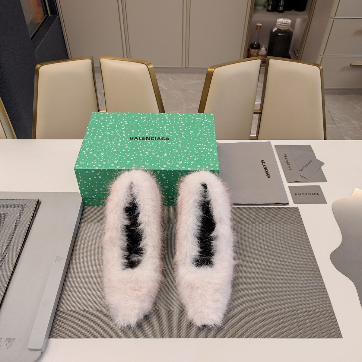 FURRY PUMPS 90MM IN HEAVEN PINK FOX FUR