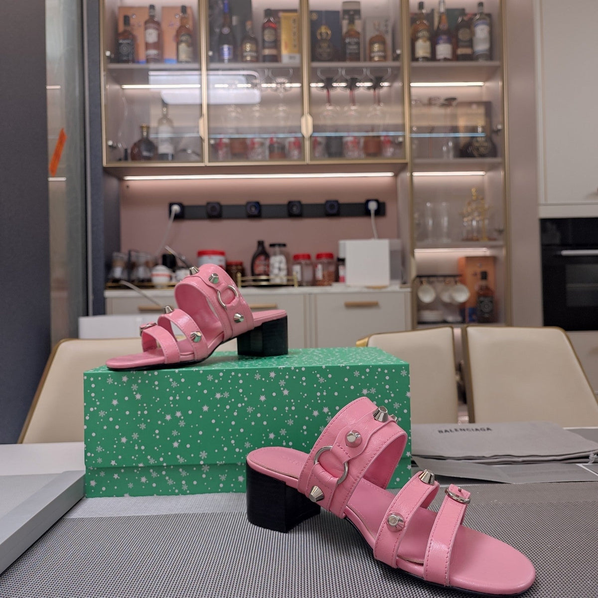 STRAPPY MEDIUM HEELED SANDALS IN WEWAK PINK STUDDED WAX-OIL SHEEPSKIN