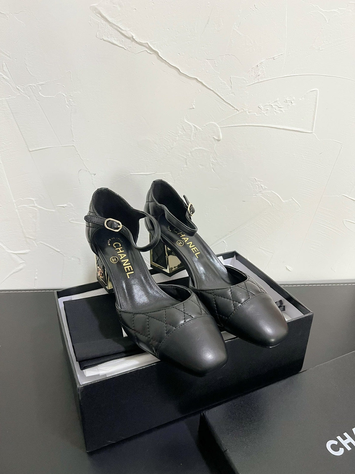 CC Mary Janes 55mm In Black Quilted Lambskin  949762