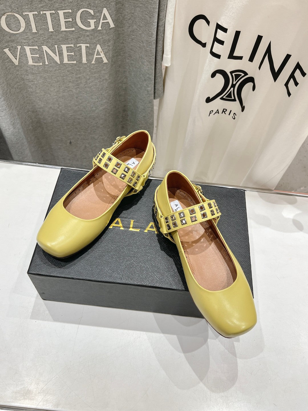 Alaila Biker Ballet Flats In Light Yellow Cowhide 911436