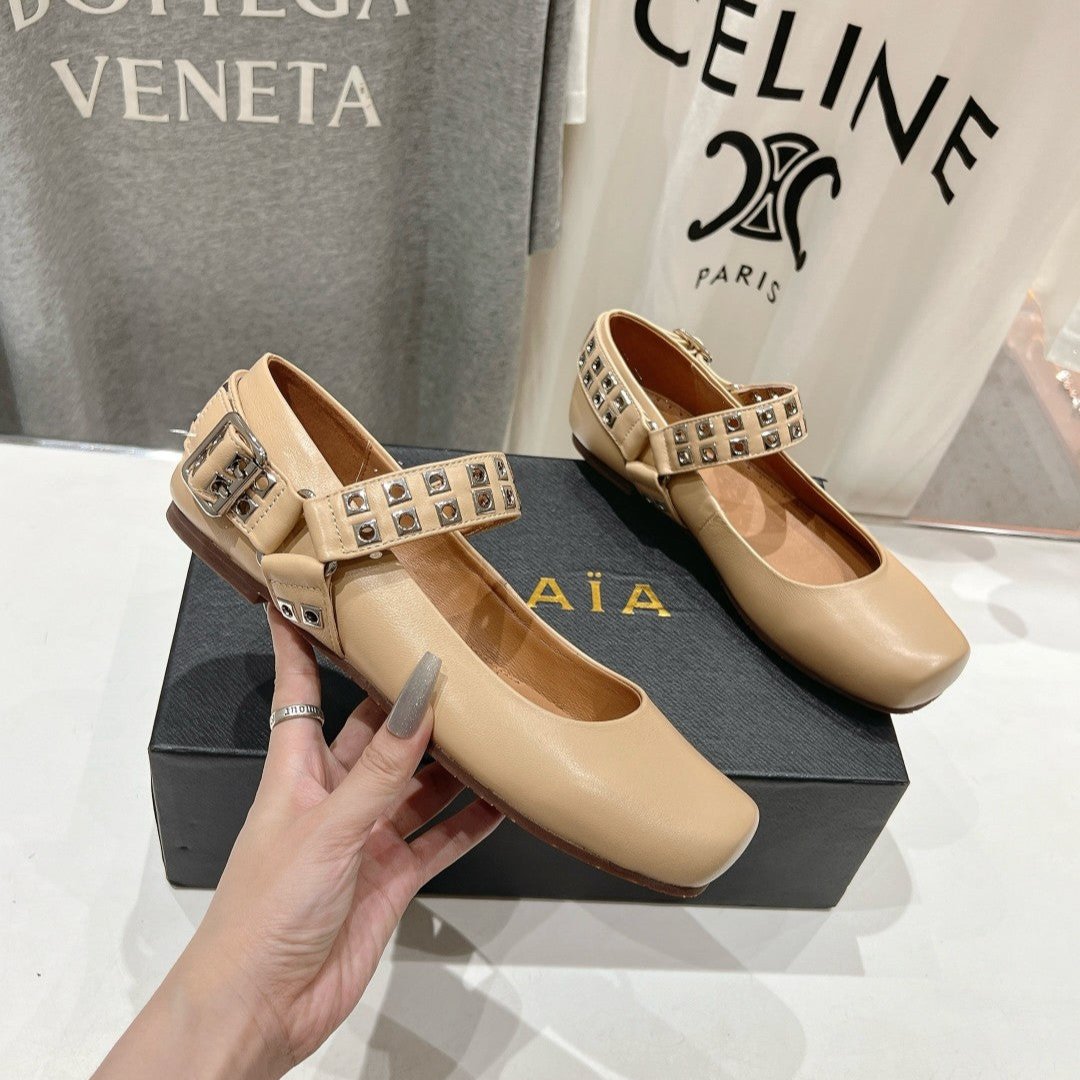 Alaila Biker Ballet Flats In Beige Cowhide 911448