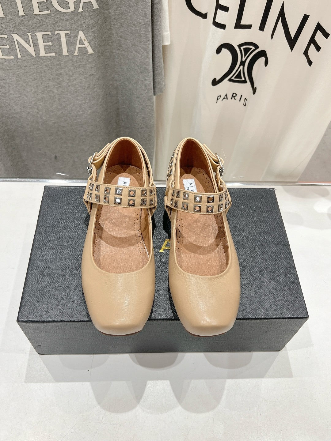 Alaila Biker Ballet Flats In Beige Cowhide 911448