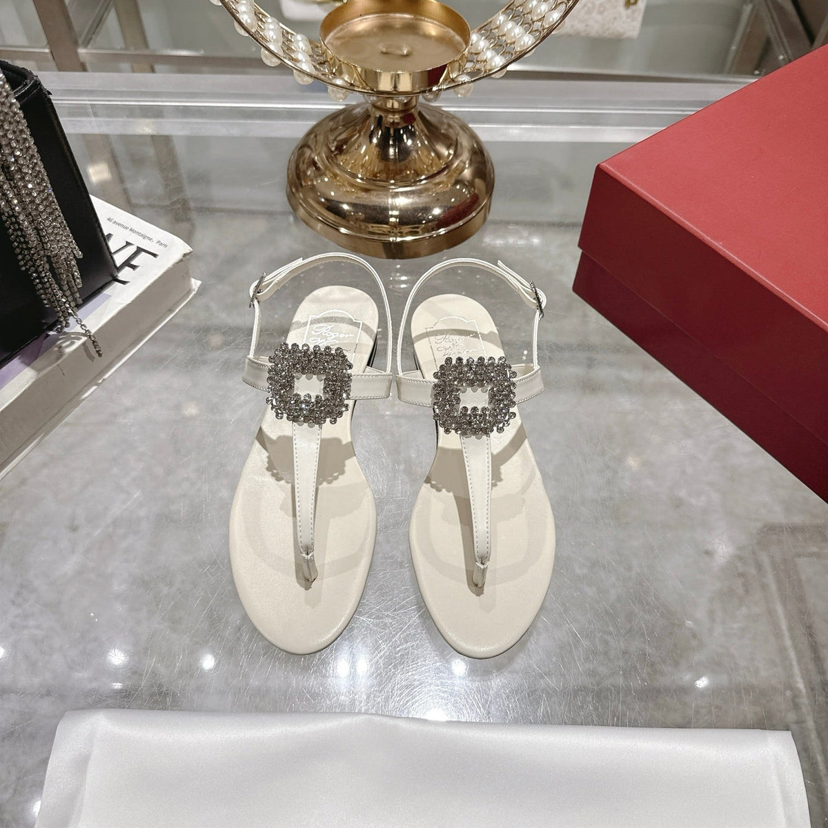 Viv 25 Thong Sandals White Cowhide 334693