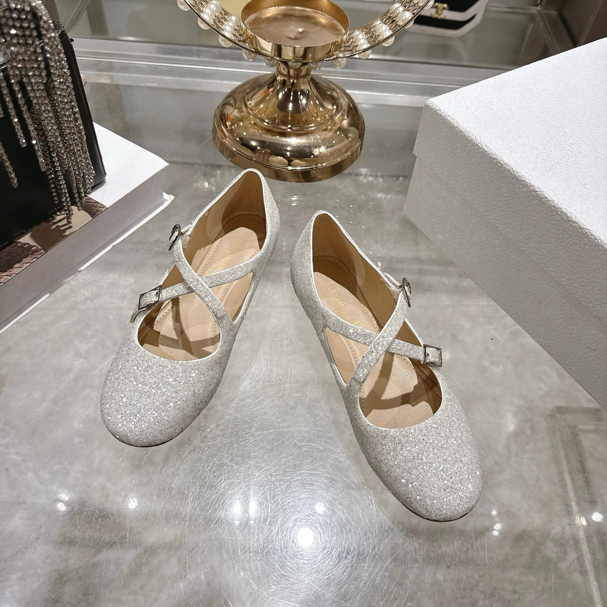 CD 26 Ballet Flats Metallic Silver Leather With Sequins 592214