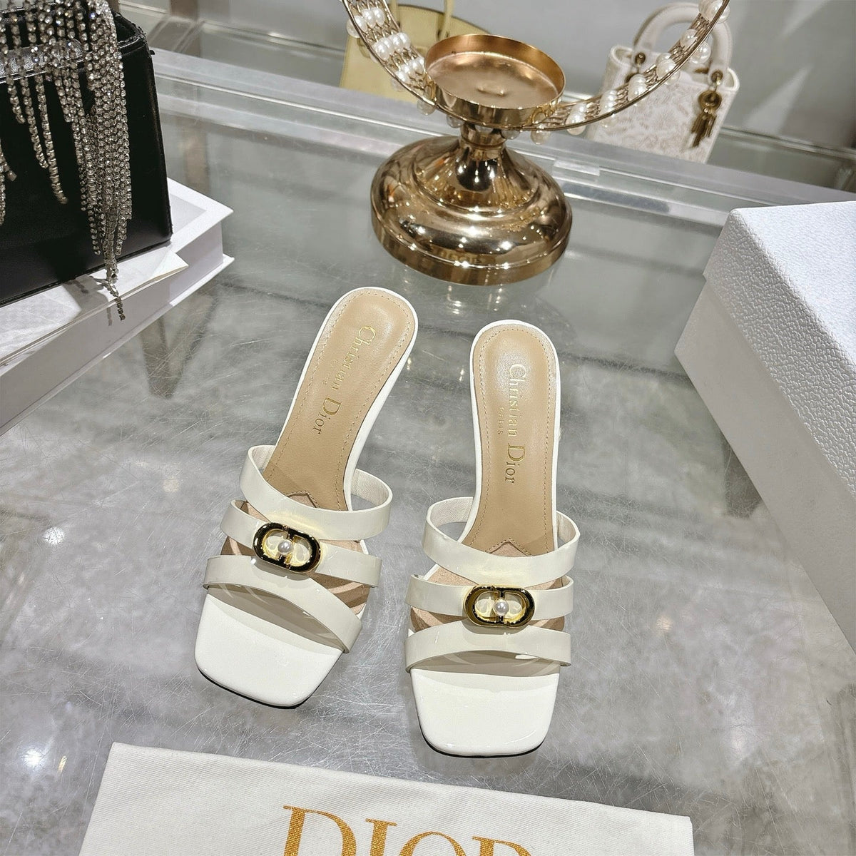 CD 26 High-Heeled Sandals 75mm White Patent Leather 592259