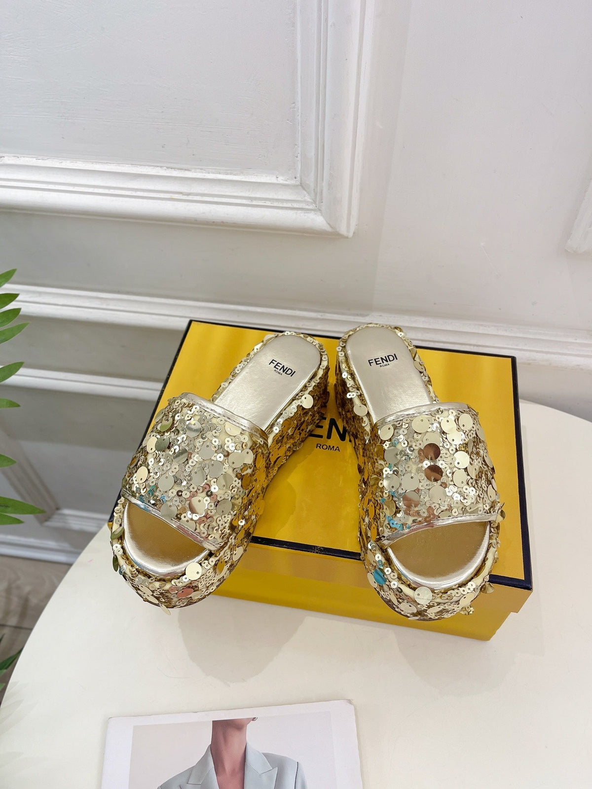 FENDI THICK SOLE 6 CM SEQUIN SLIPPER GOLD