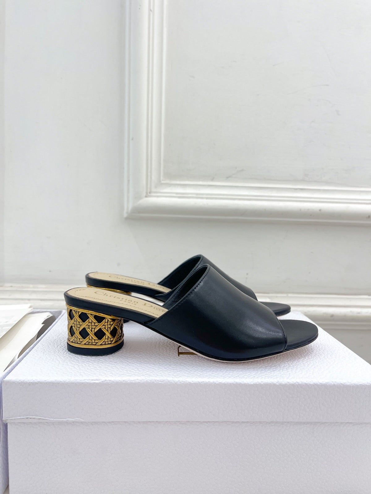 CD Icon Heeled Slide 40mm Black Calfskin