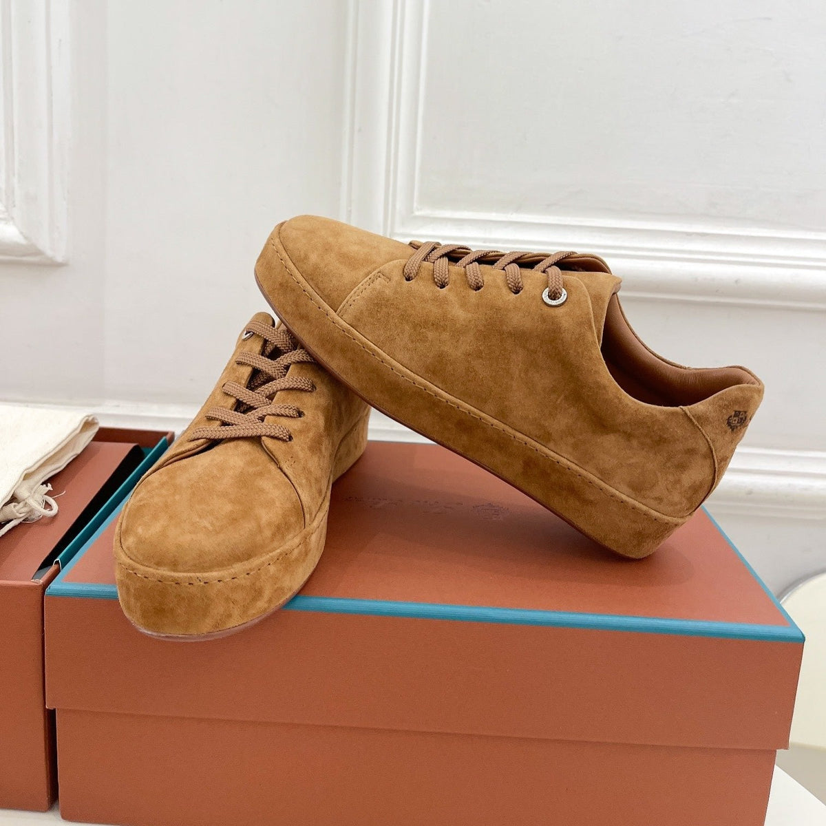 LP Nuage Sneaker In Light Caramel Suede 988295