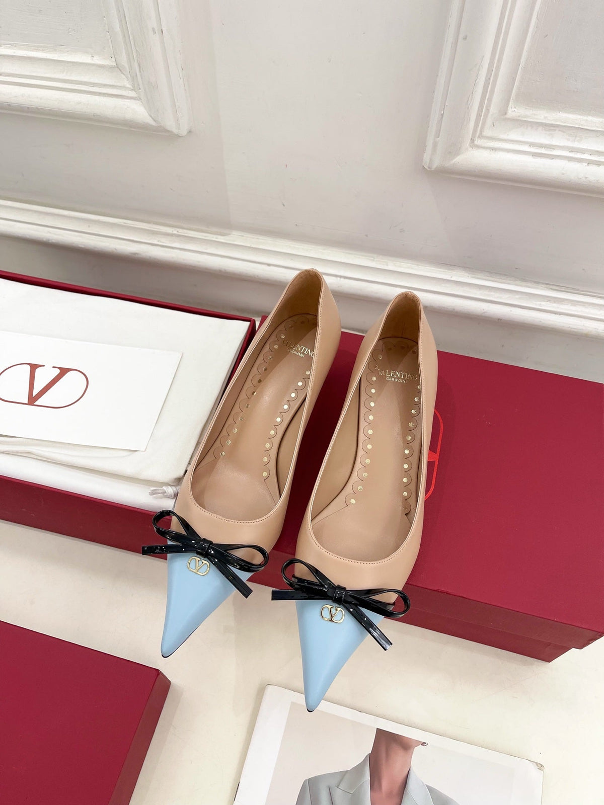 VT 25 Bepointy Pump 4.5cm Nude Blue Lambskin 325527