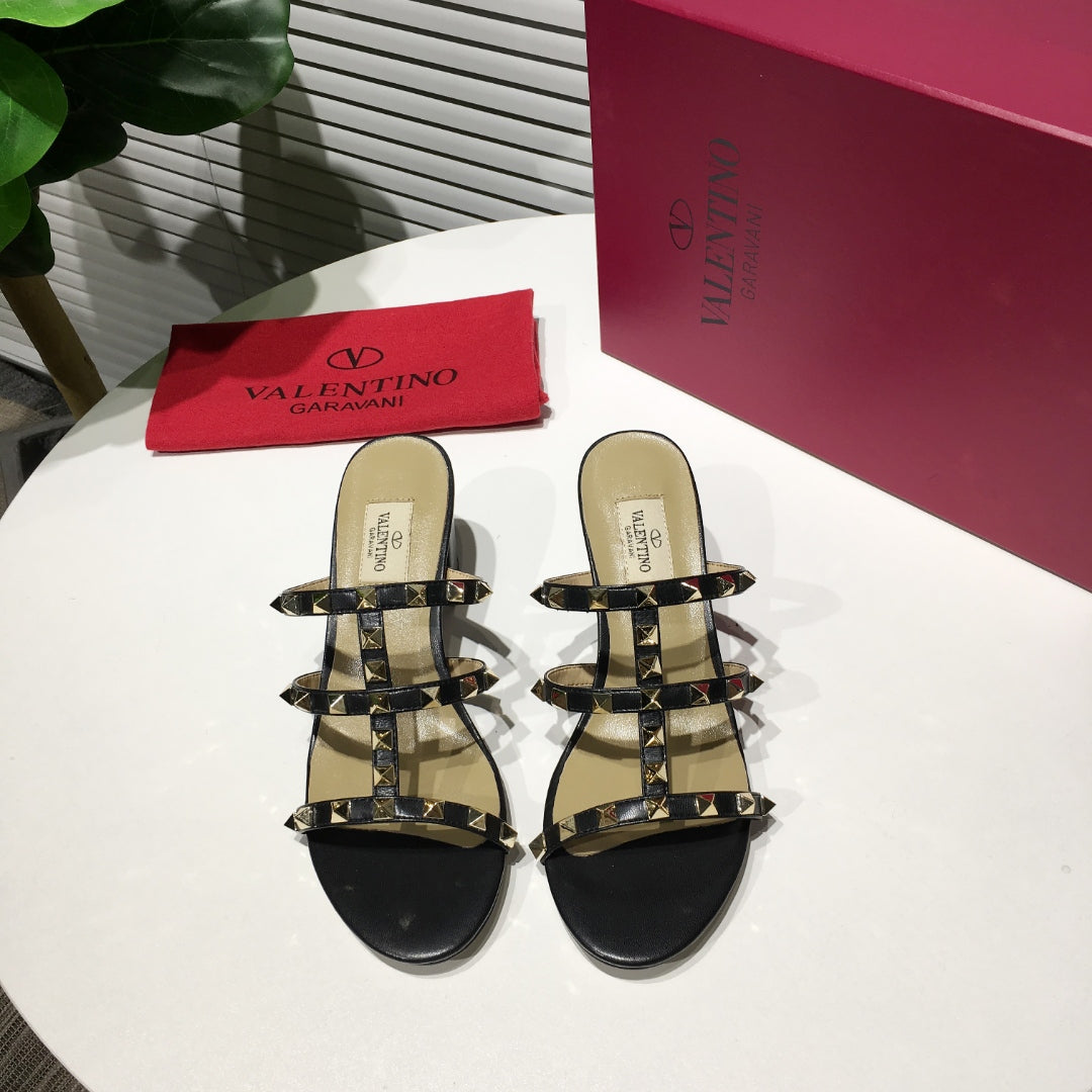 Valentino Rockstud Slide Sandal Leather 239516