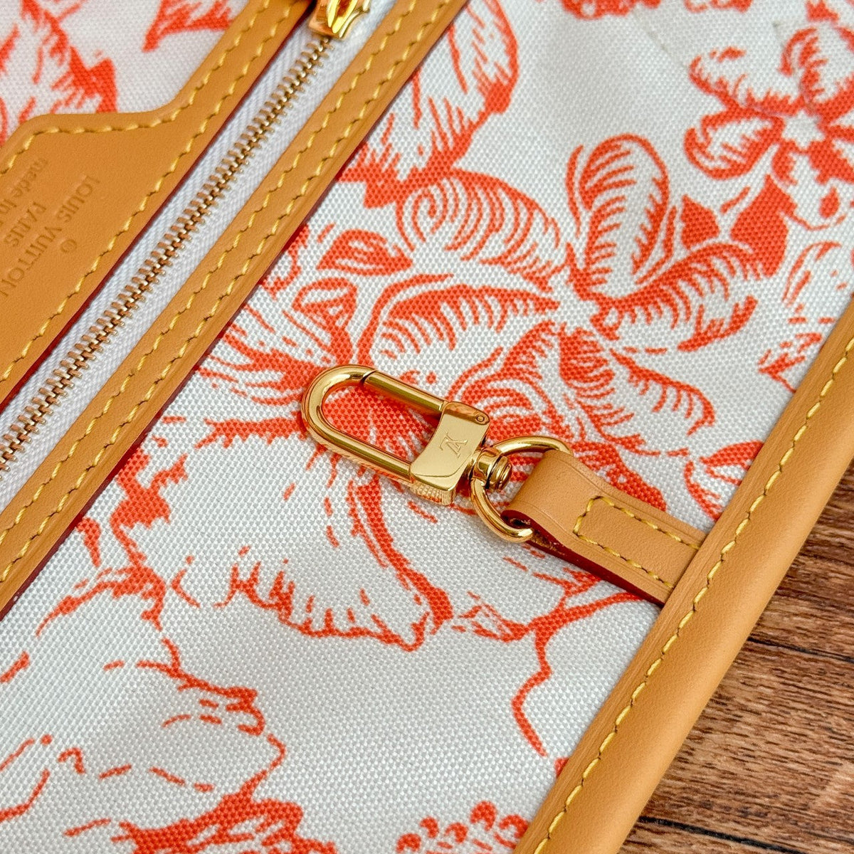 neverfull mm 31cm coral monogram canvas