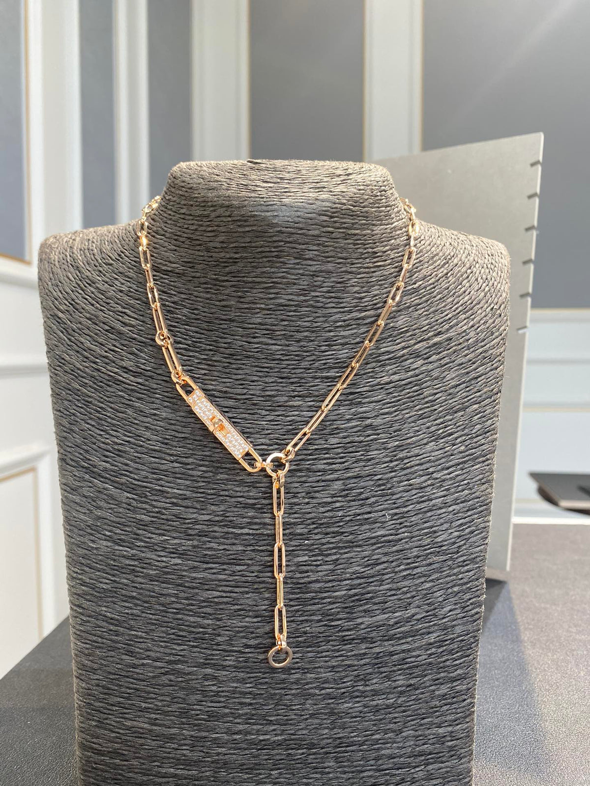 HM KELLY CHAINE CHOKER DROP NECKLACE