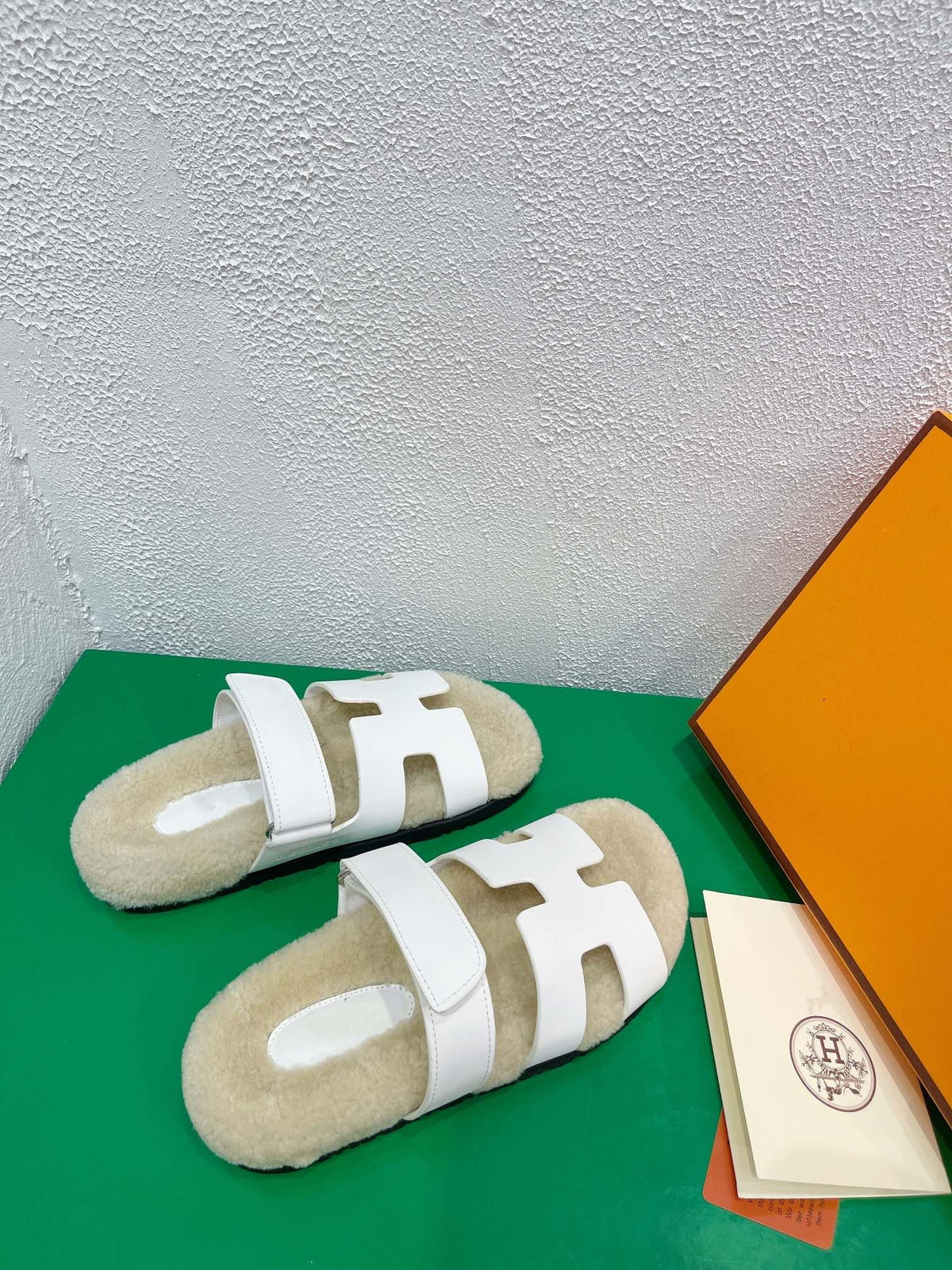 Chypre Sandal White shearling insole White goatskin lining