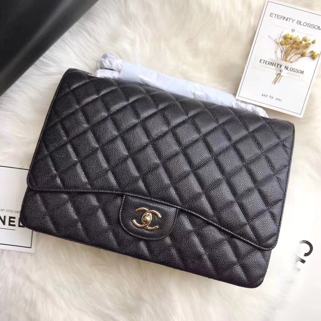 FLAP BAG 33CM BLACK CAVIAR SILVER HARDWARE