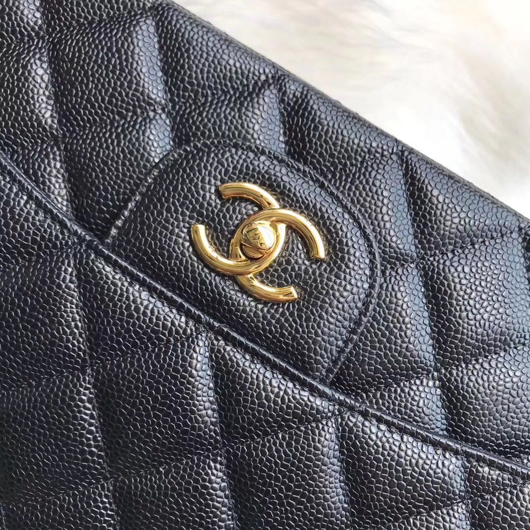 FLAP BAG 33CM BLACK CAVIAR GOLD HARDWARE