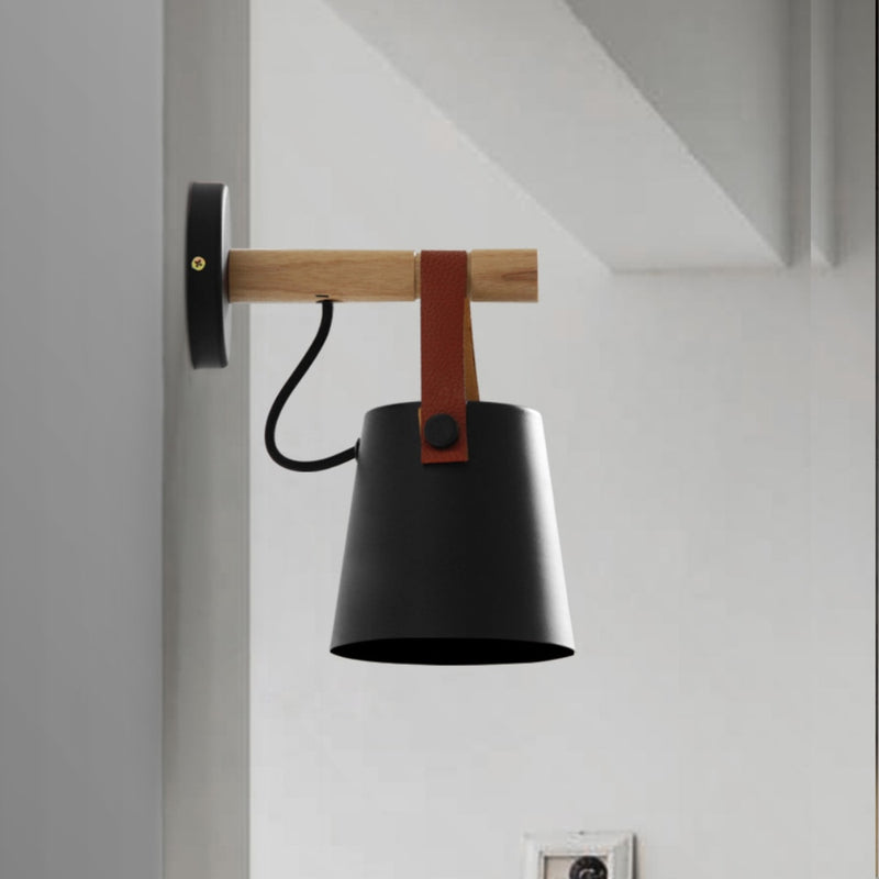 Simple Wall Lamp