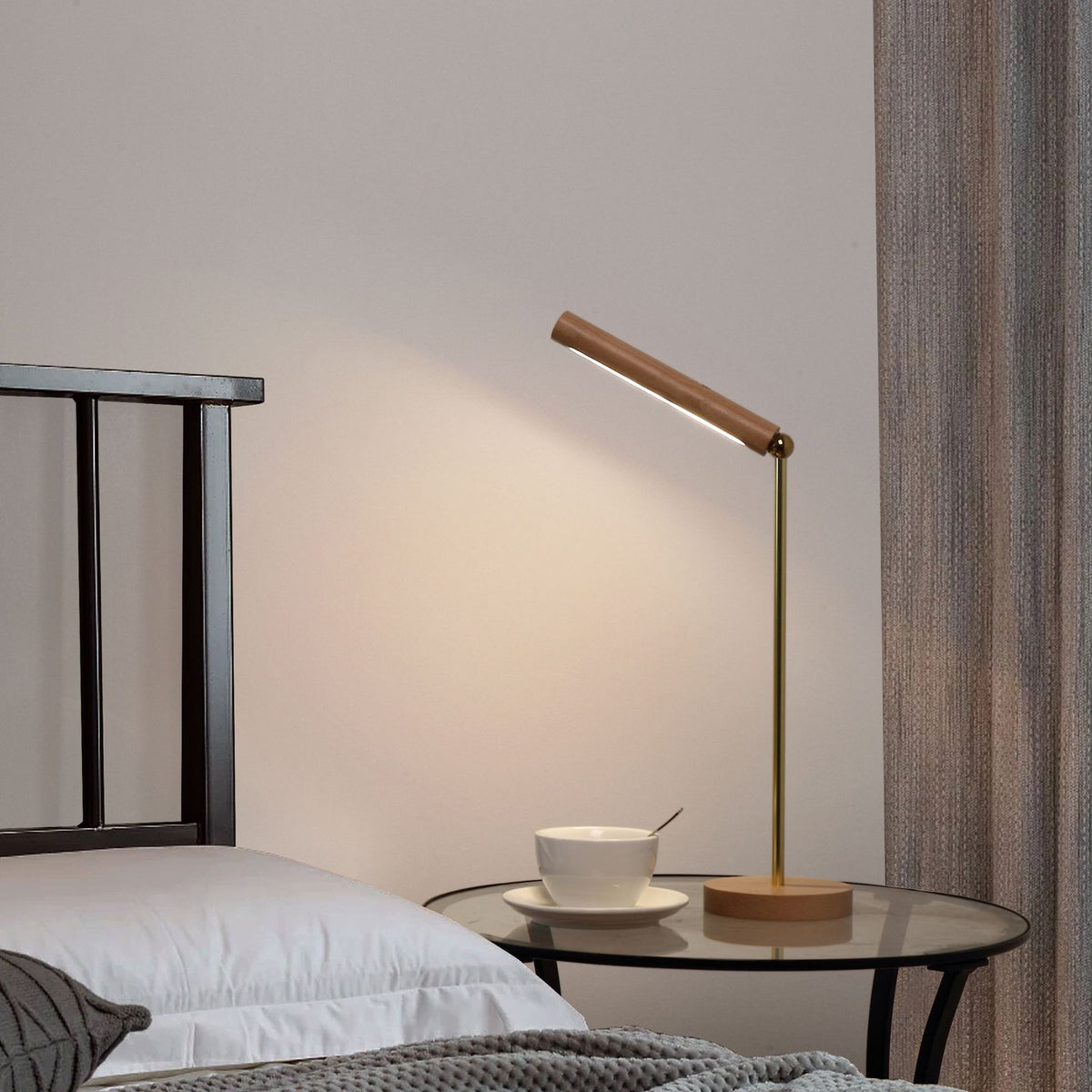 Minimalist Wooden LED Desk Lamp #ELE5822